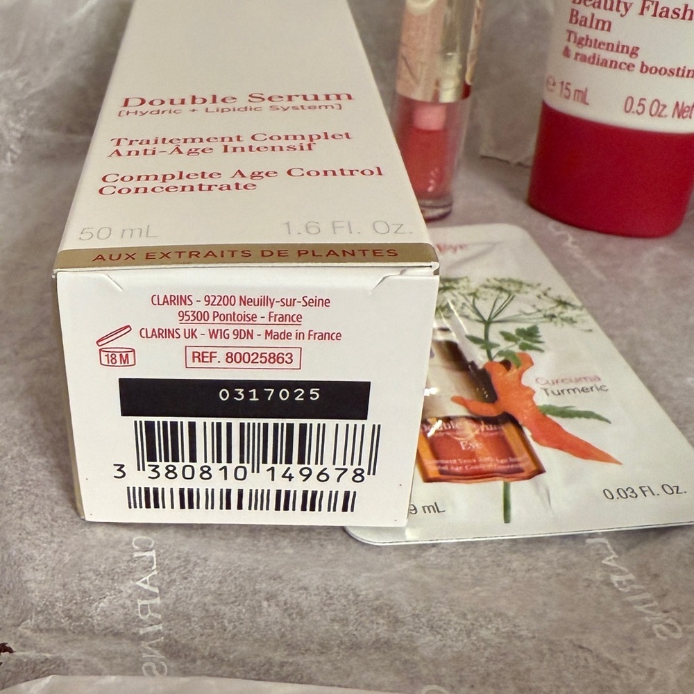 Clarins 1.6 oz Double Serum Collection Gift Set with Beauty Flash Balm + Lip Oil - Picture 9 of 9